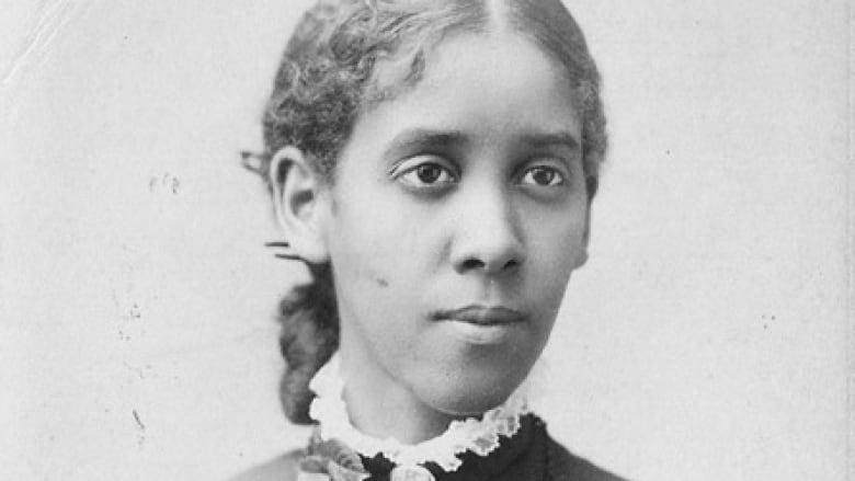Sophia B. Jones Sophia B. Jones photograph
